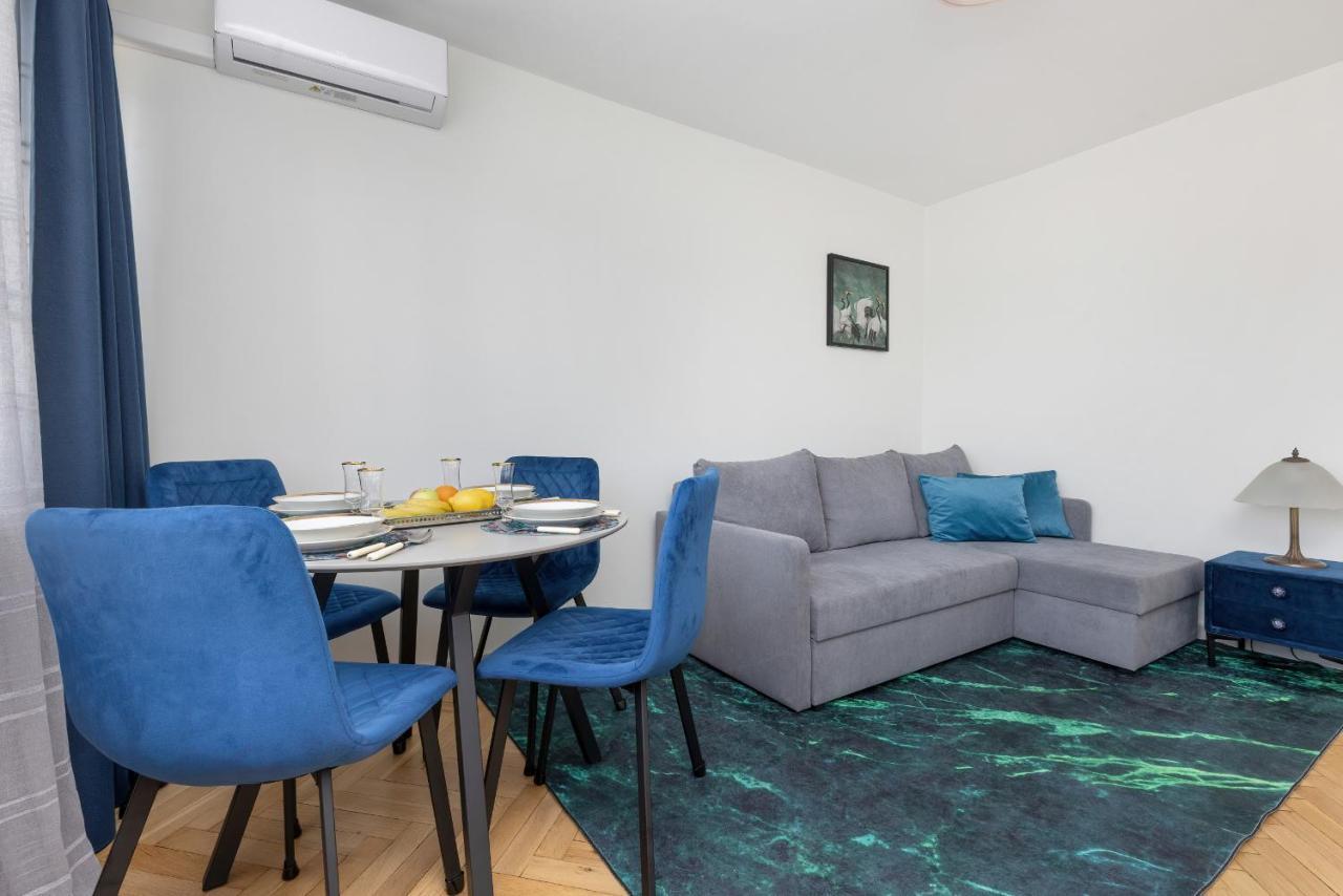 Cozy And Comfortable Wola Apartment By Noclegi Renters وارسو المظهر الخارجي الصورة